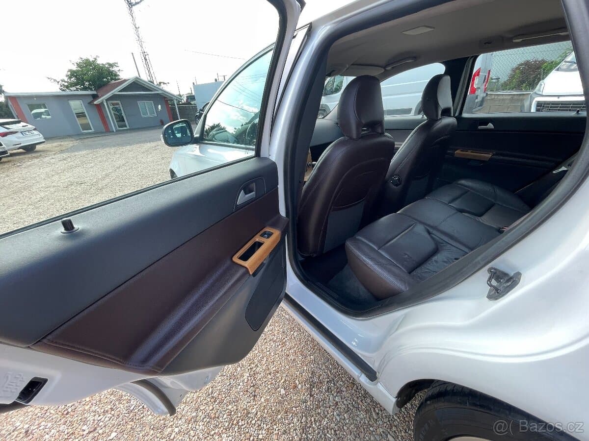 2010 Volvo V50 - 6