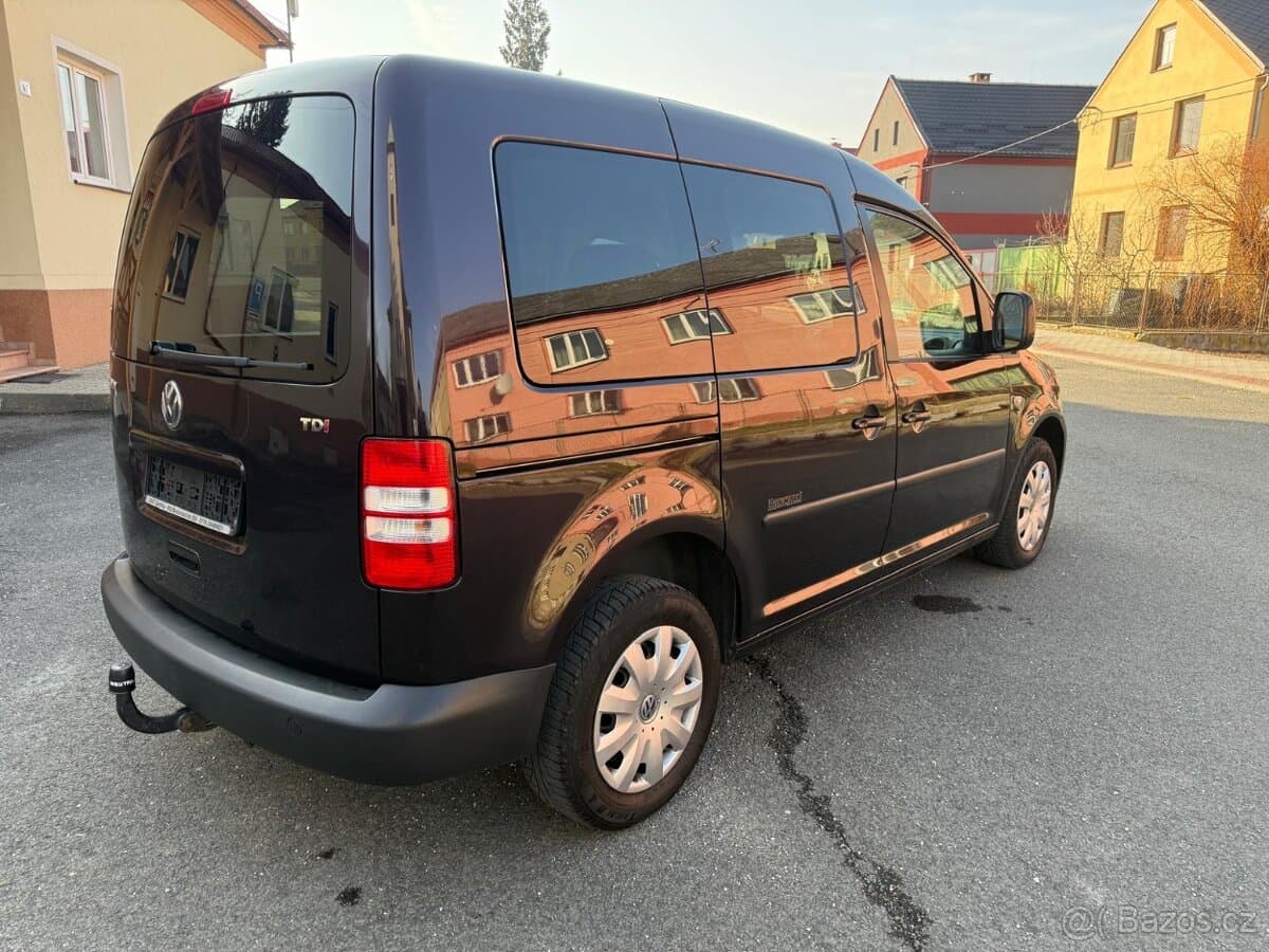 2011 Volkswagen CADDY - 6