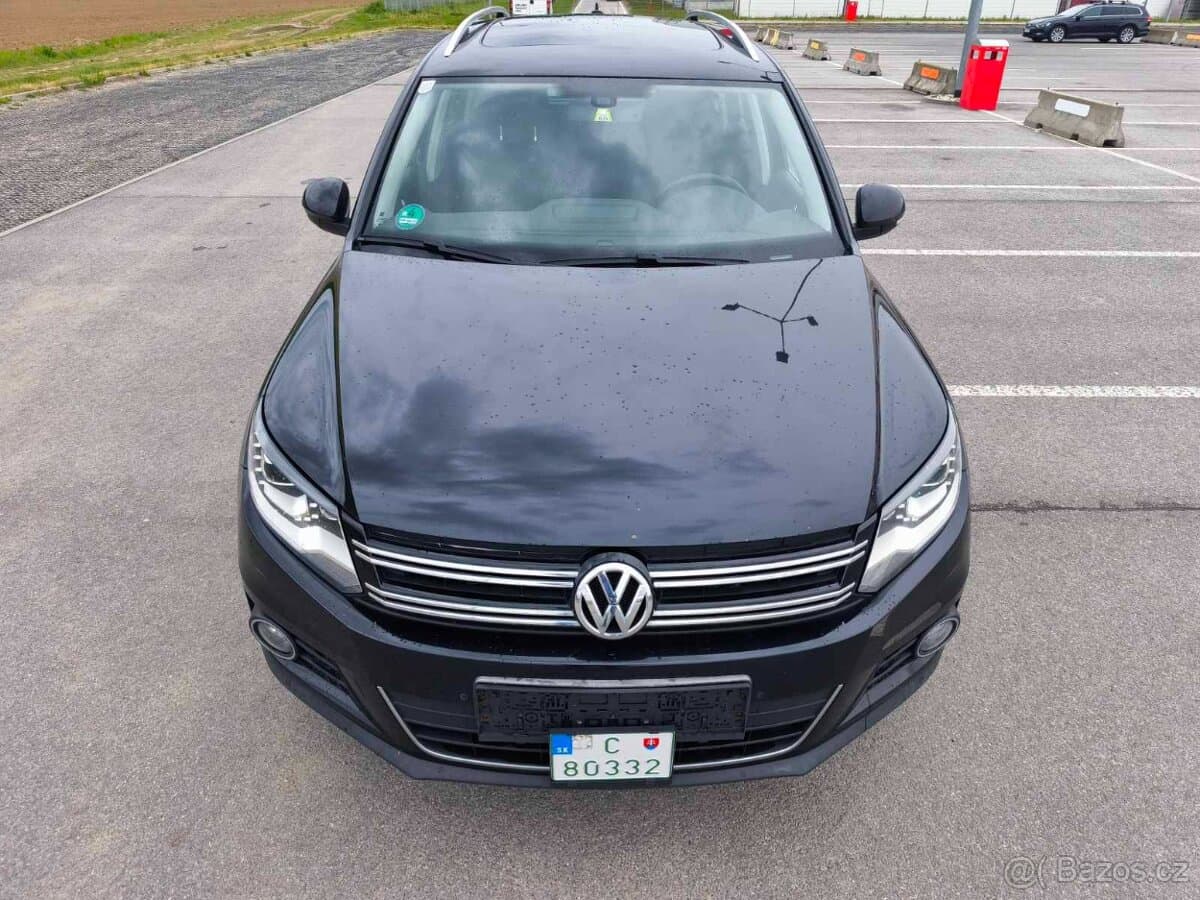 2012 Volkswagen TIGUAN - 6