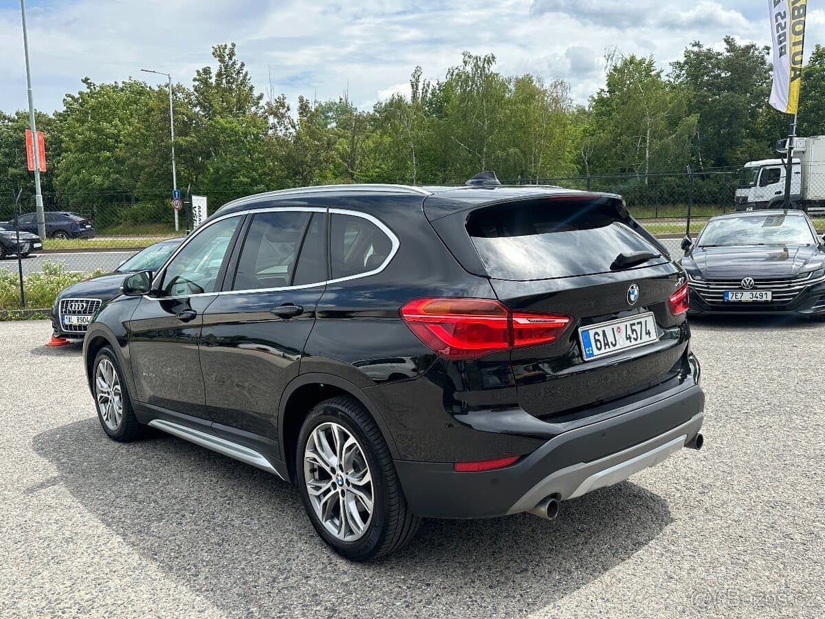 2017 BMW X1 - 6
