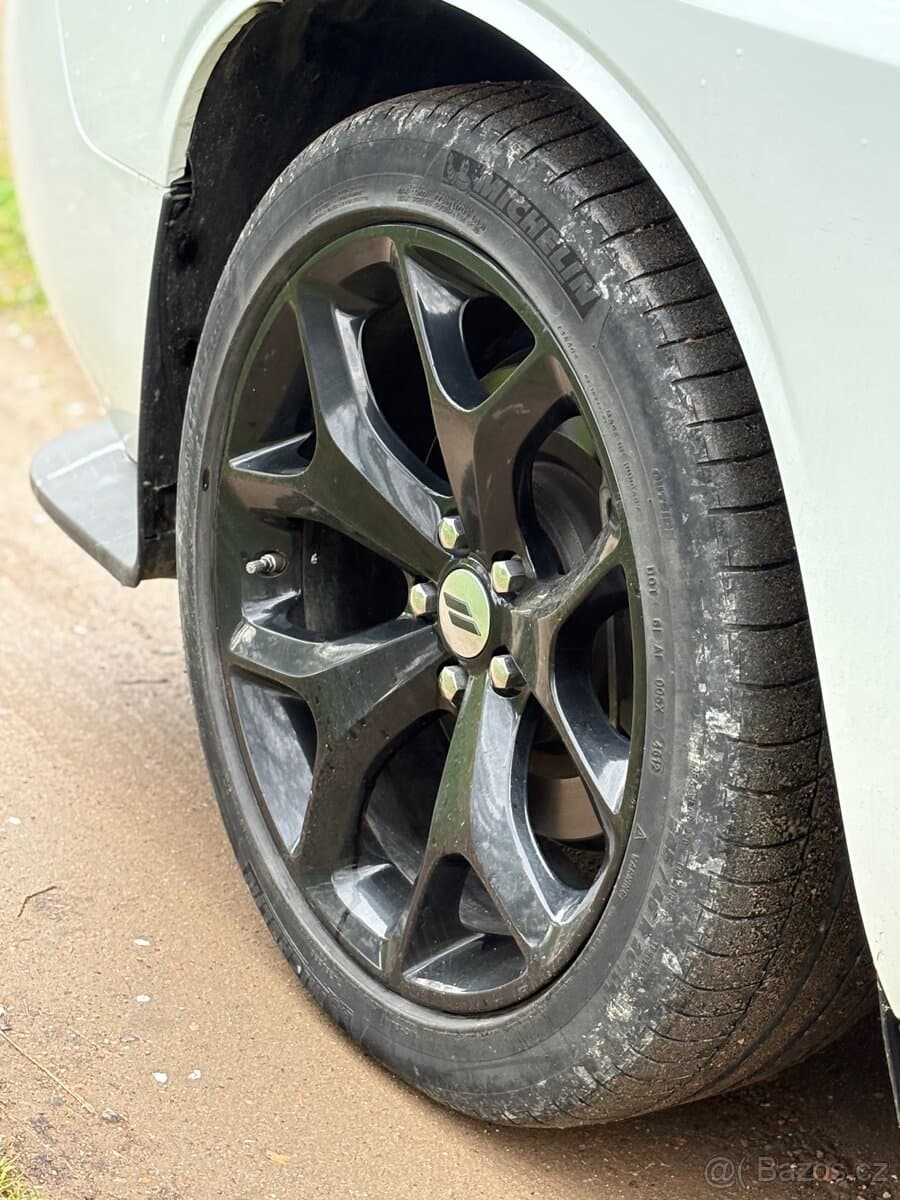 2018 Dodge CHALLENGER - 6