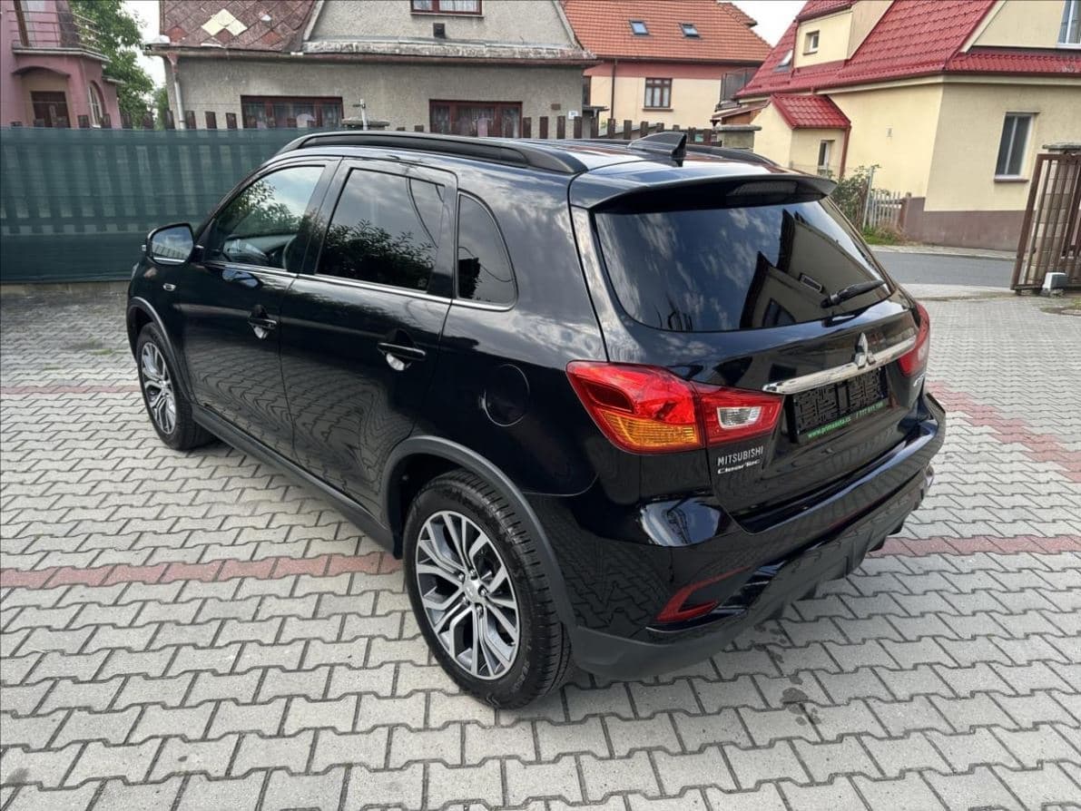 2017 Mitsubishi ASX - 6