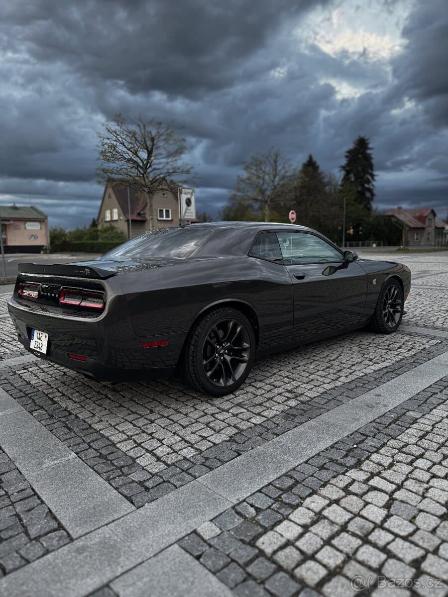 2022 Dodge CHALLENGER - 6