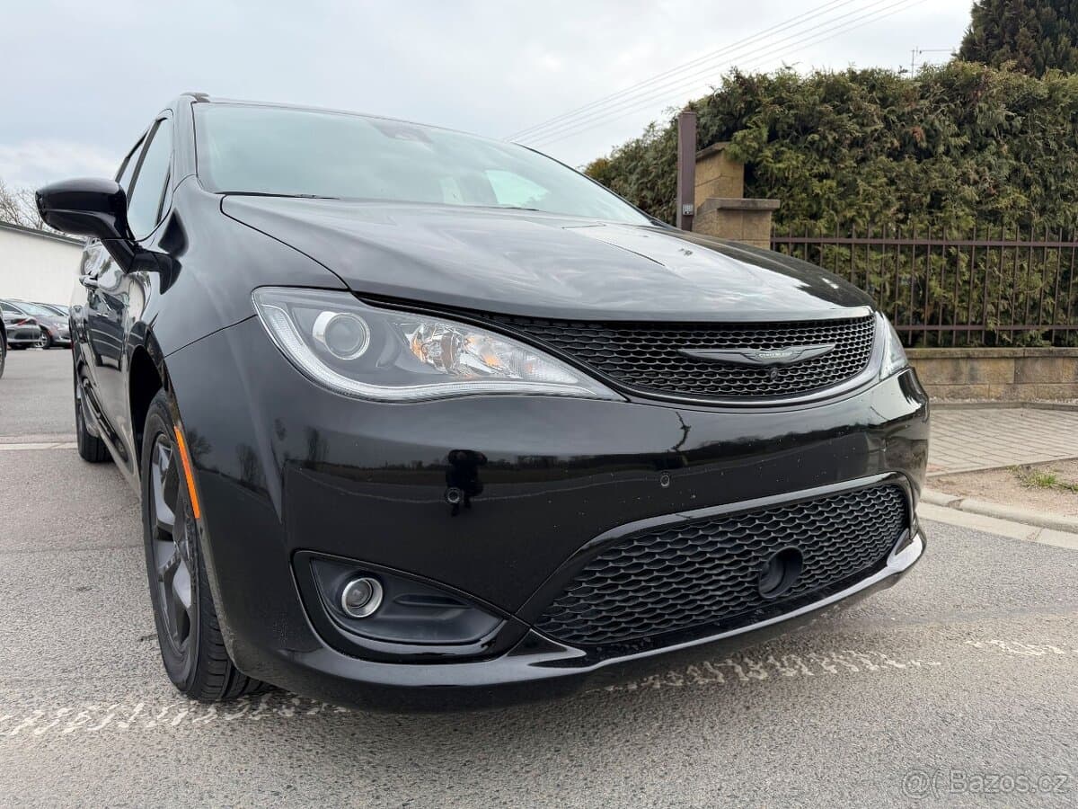 2019 Chrysler PACIFICA - 6