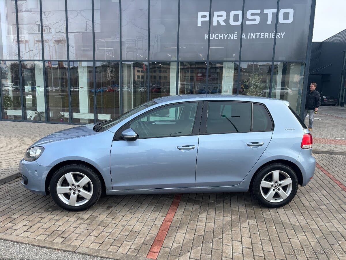 2010 Volkswagen GOLF - 6