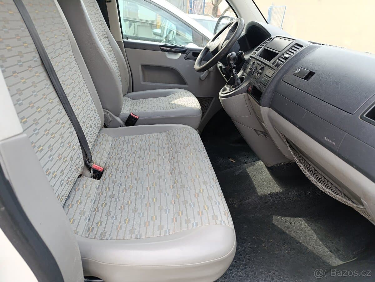 2011 Volkswagen TRANSPORTER - 6