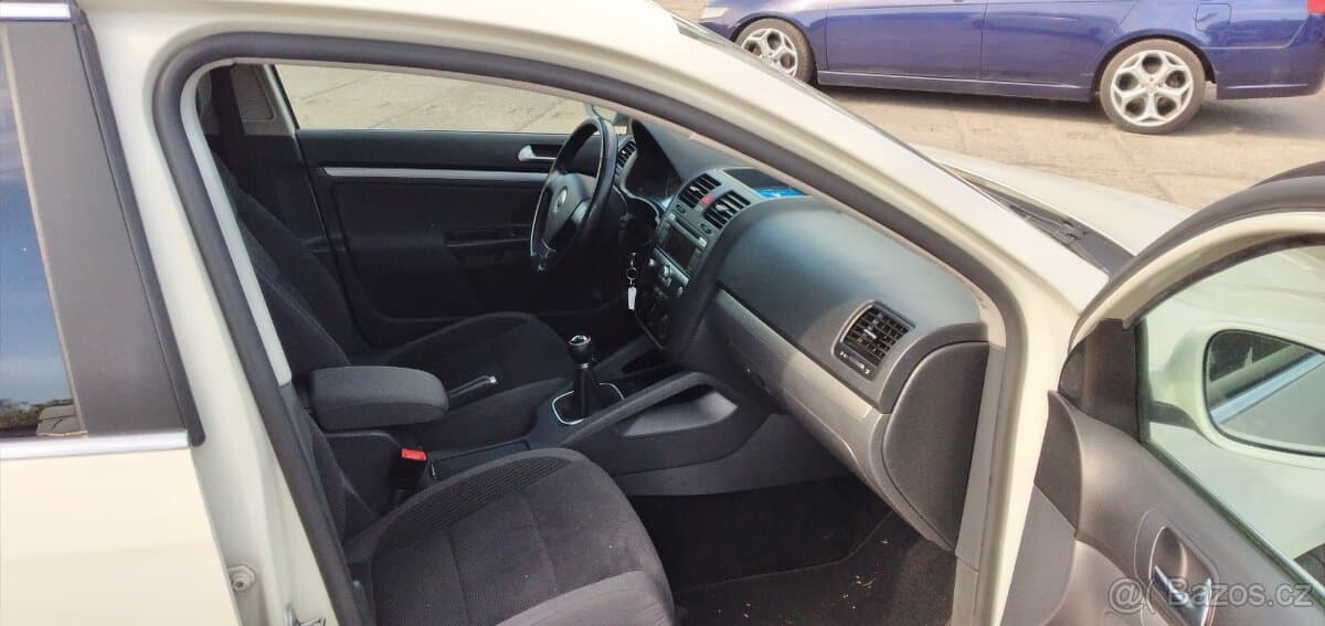2009 Volkswagen GOLF - 6