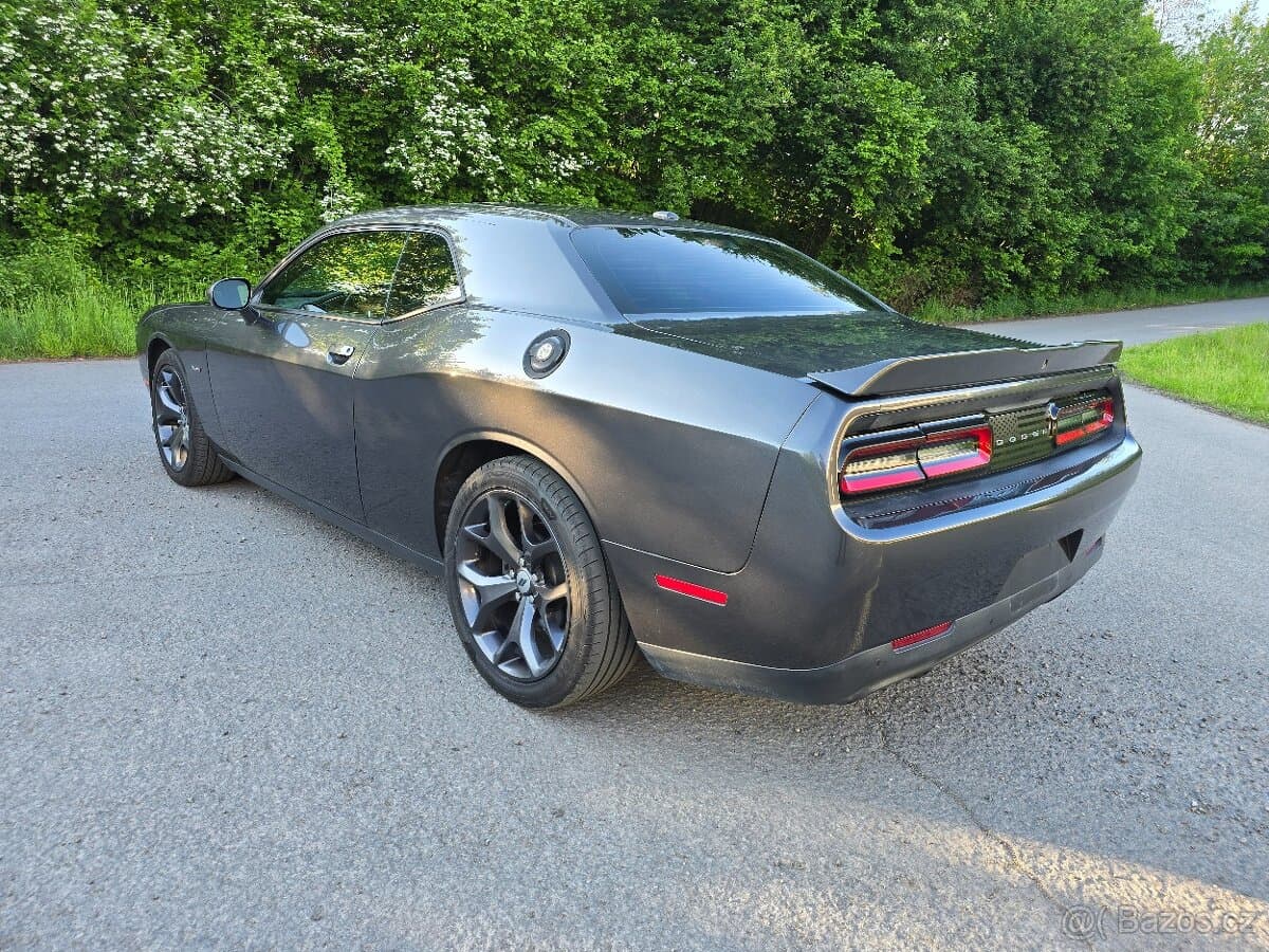 2019 Dodge CHALLENGER - 6
