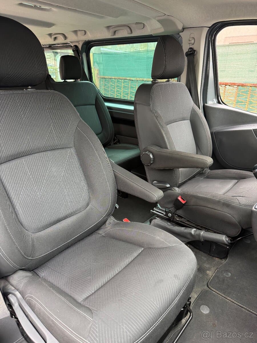 2019 Renault TRAFIC - 6