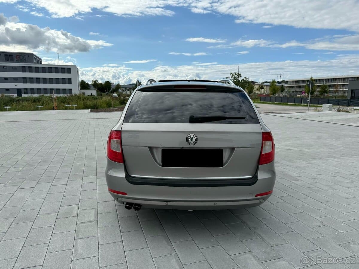 2012 Škoda SUPERB - 6