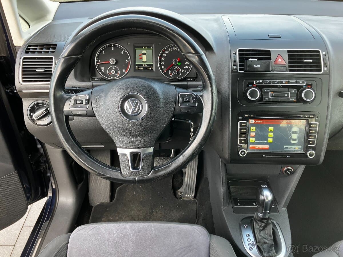 2011 Volkswagen TOURAN - 6
