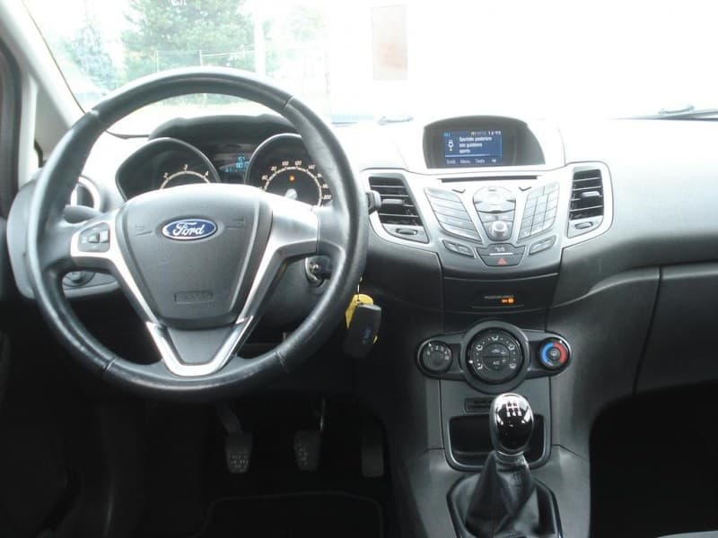 2016 Ford FIESTA - 6