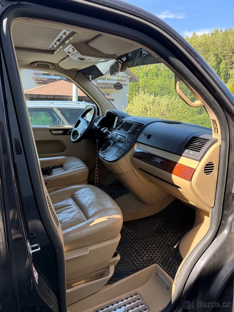 2005 Volkswagen MULTIVAN - 6