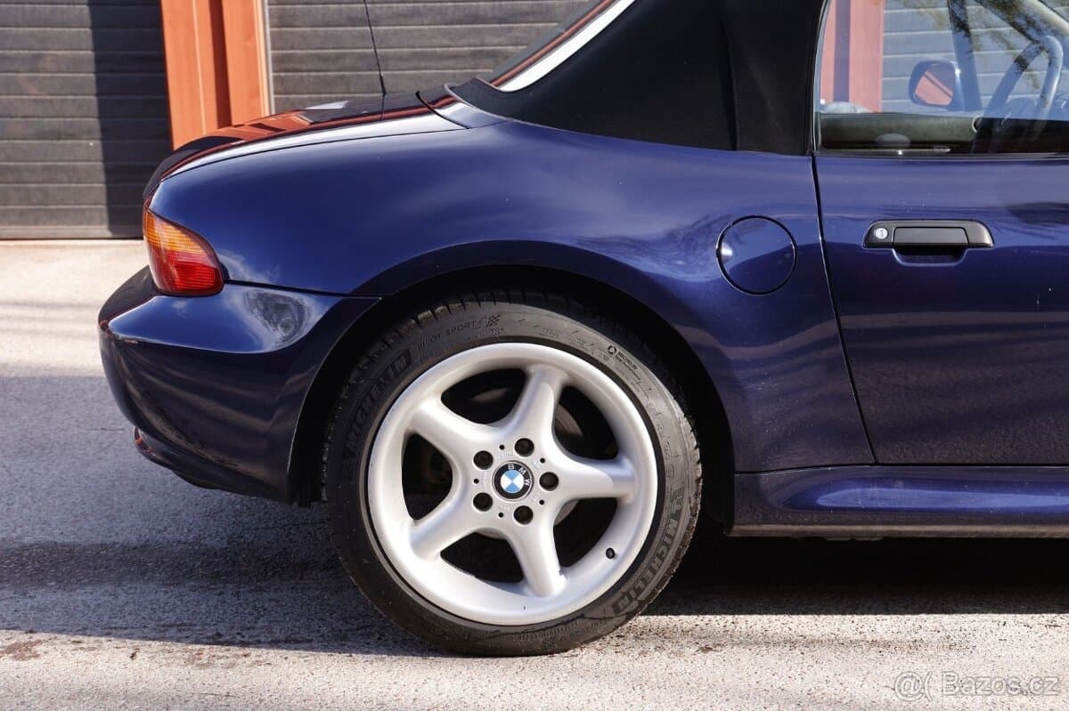 1997 BMW Z3 - 6