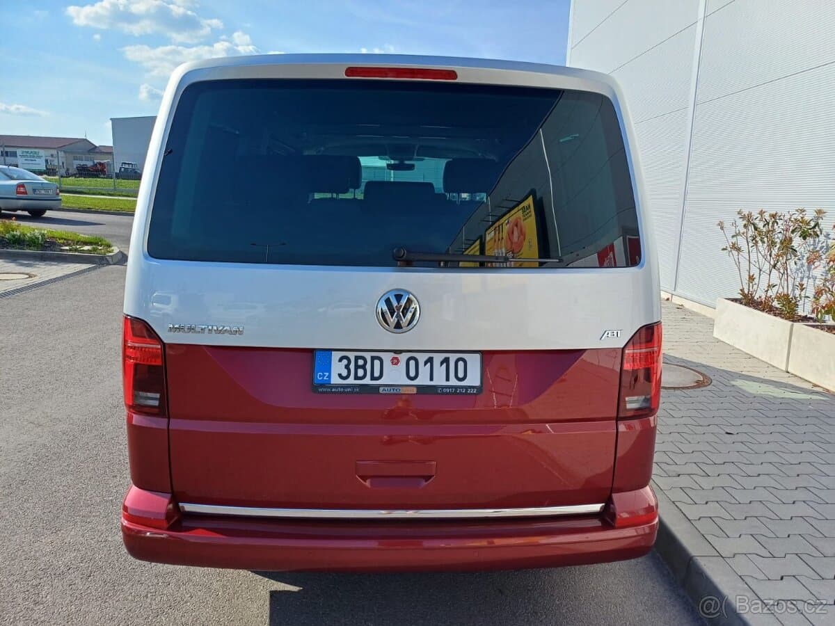 Volkswagen MULTIVAN - 6