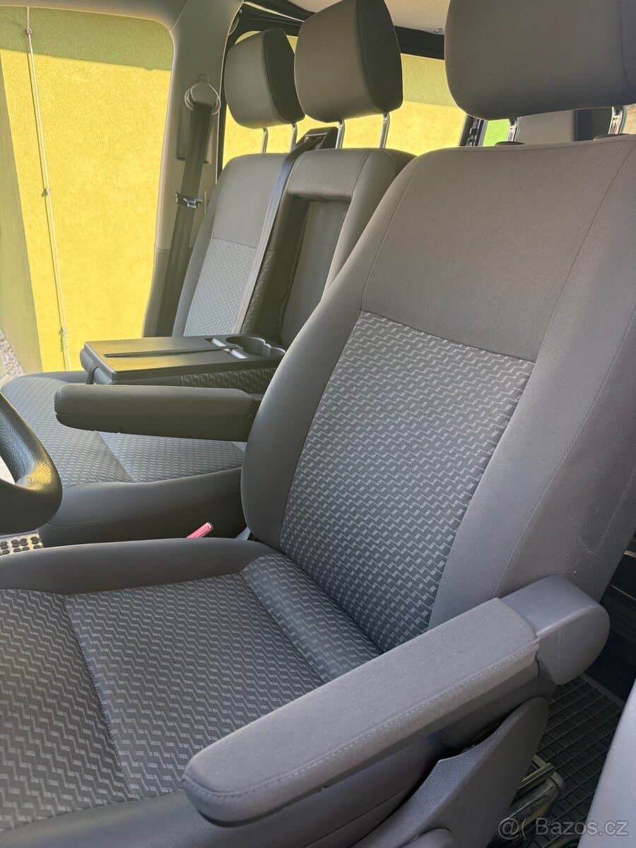 2011 Volkswagen TRANSPORTER - 6