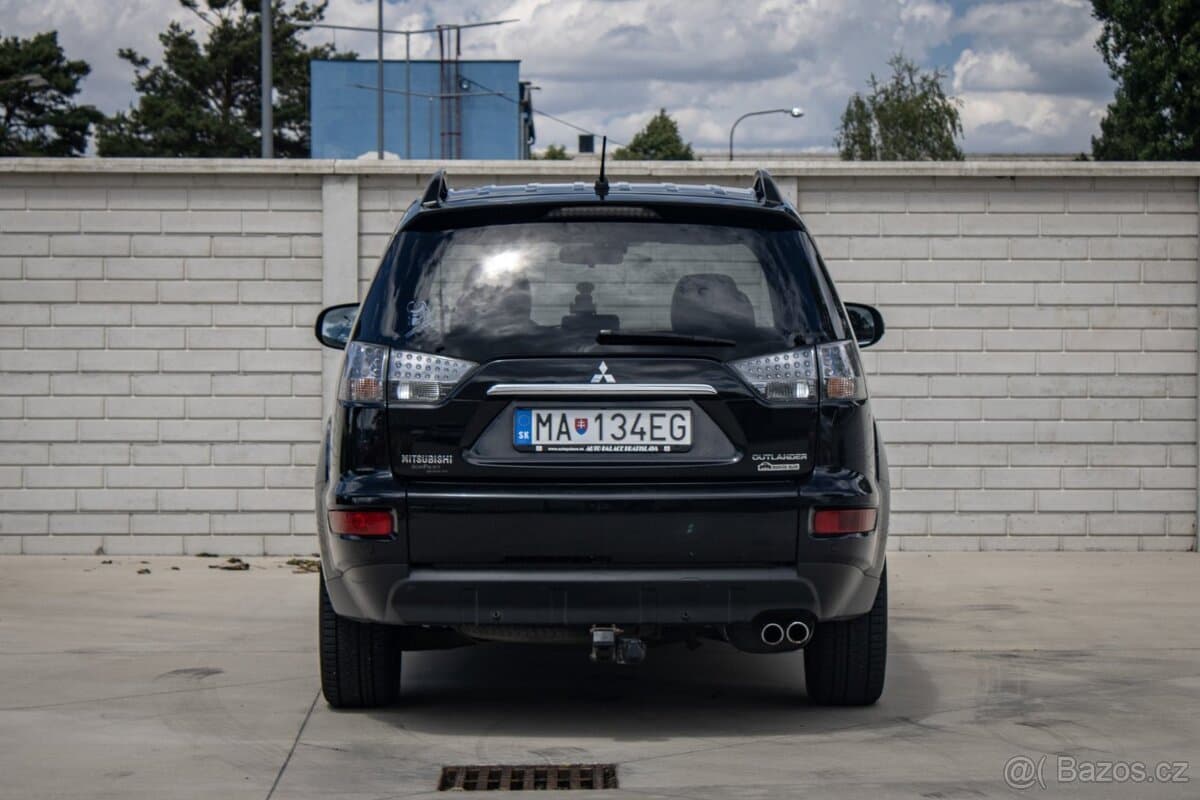 2011 Mitsubishi OUTLANDER - 6