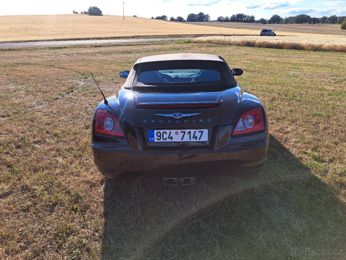 2005 Chrysler CROSSFIRE - 6