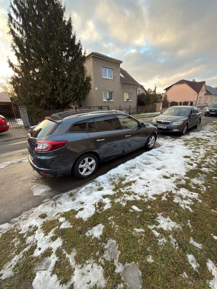 Renault MEGANE - 6