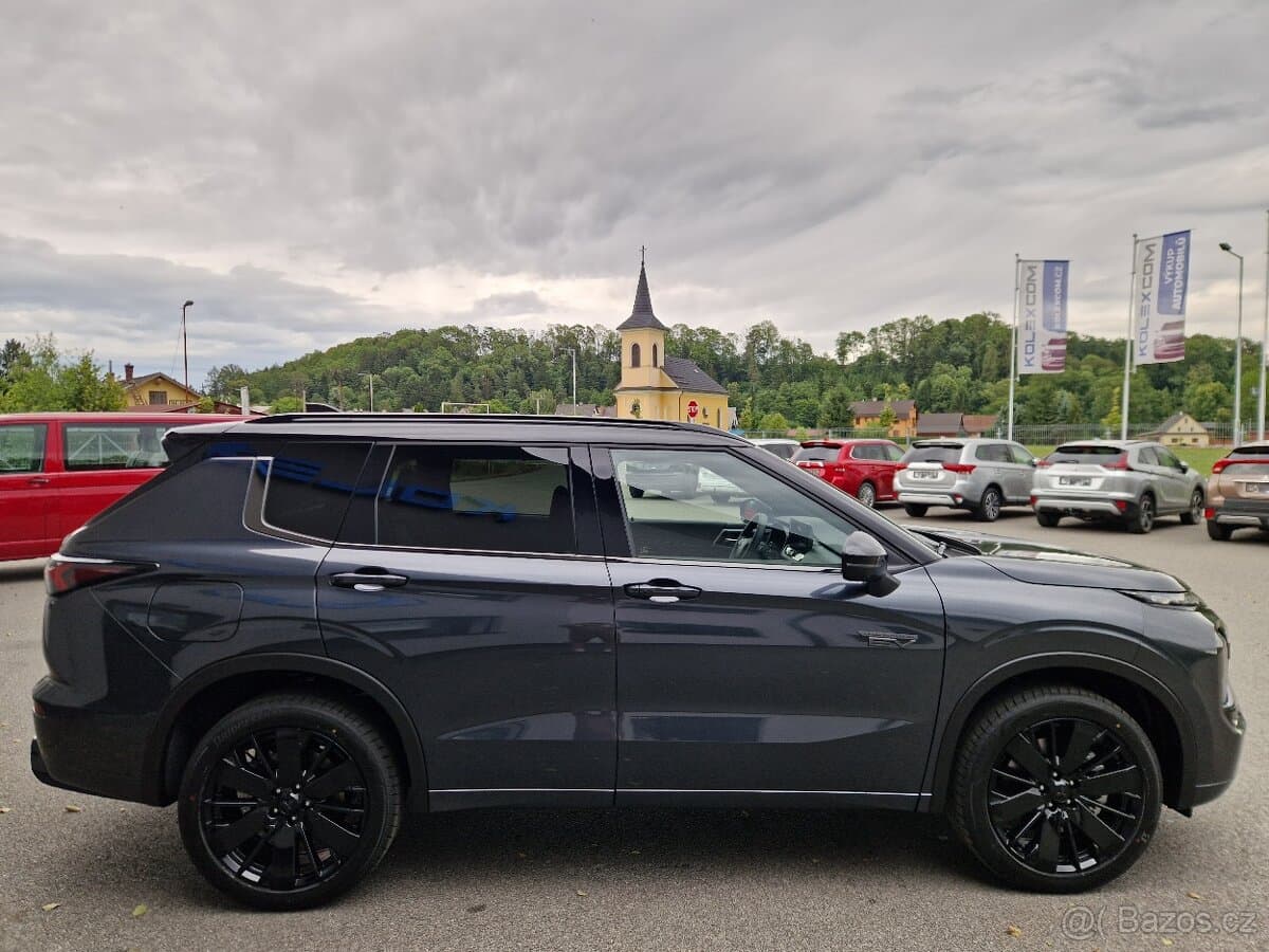 2026 Mitsubishi OUTLANDER - 6