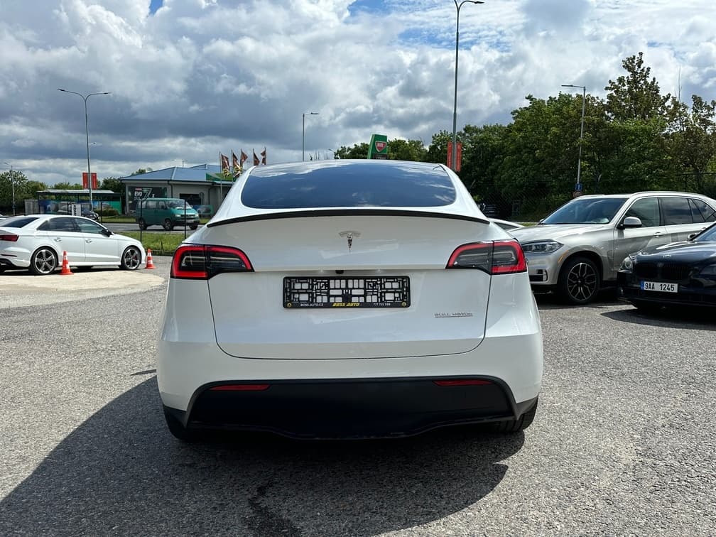 2023 Tesla MODEL Y - 6