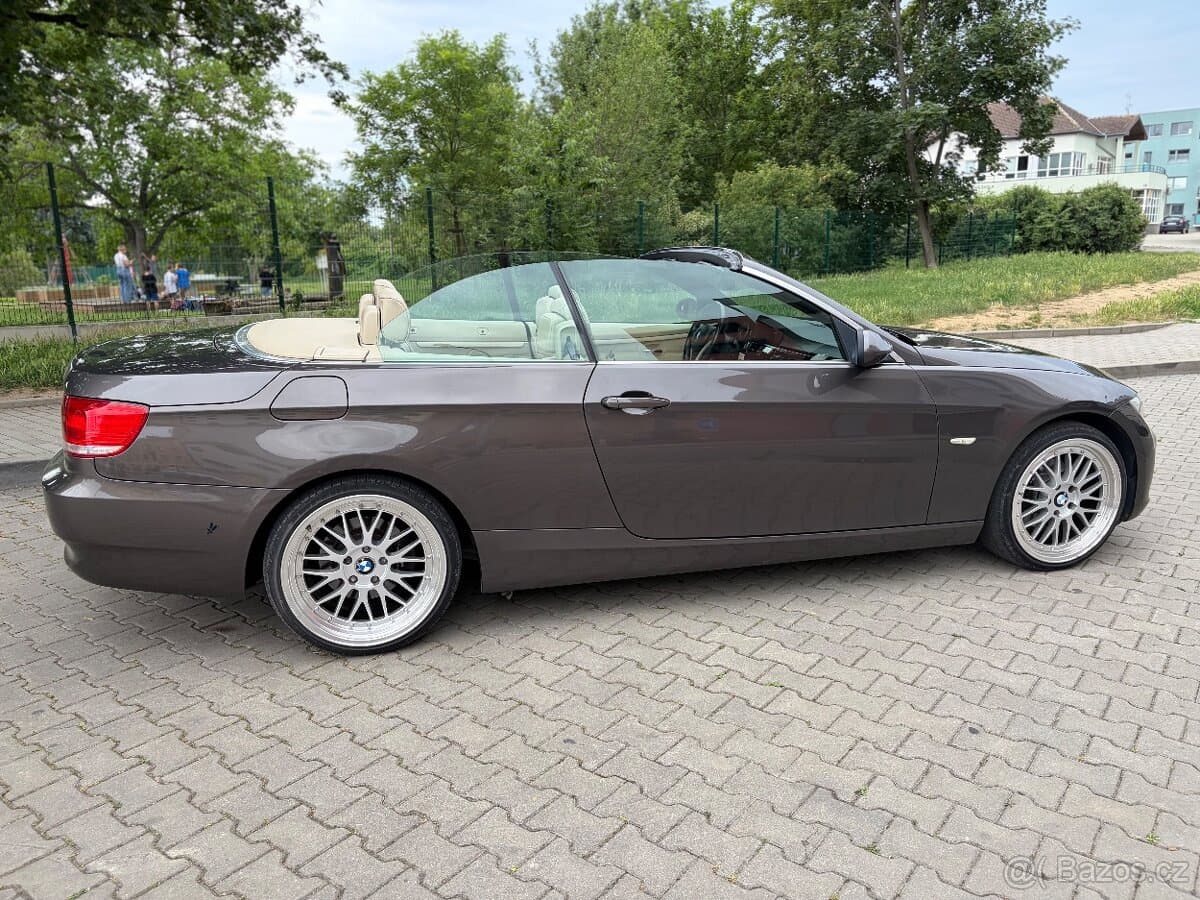 2009 BMW 3-SERIES - 6