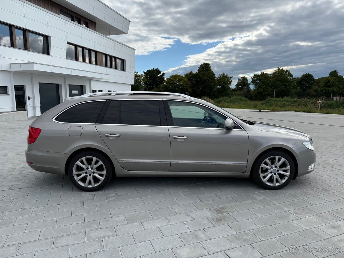 2012 Škoda SUPERB - 6