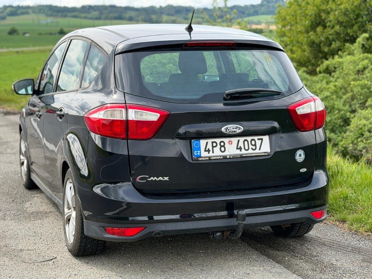 2011 Ford C-MAX - 6