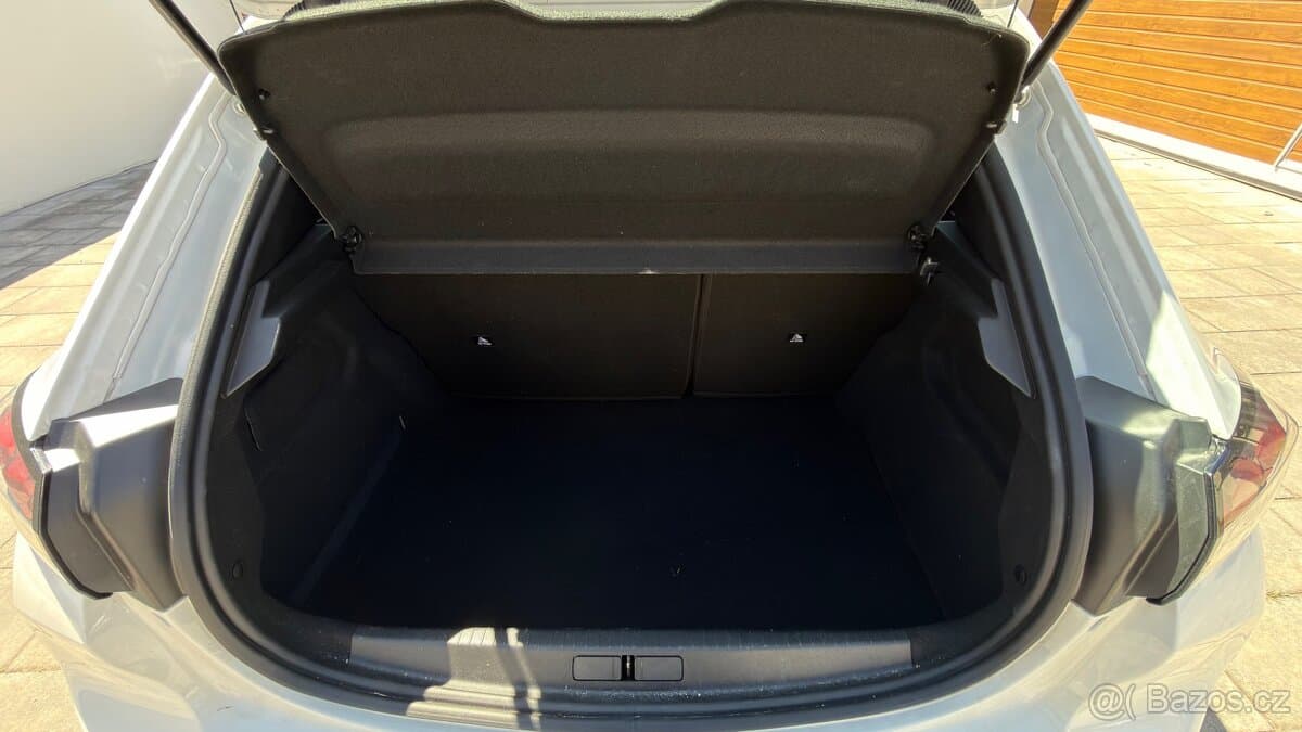 2023 Peugeot 208 - 6