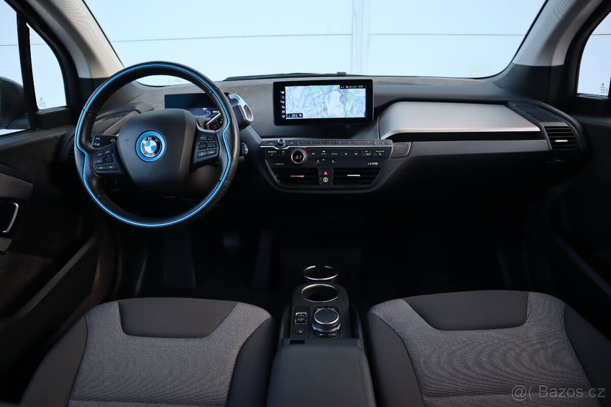 2020 BMW i3 - 6