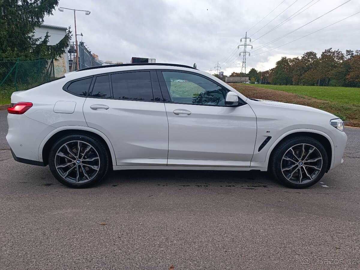 2021 BMW X4 - 6