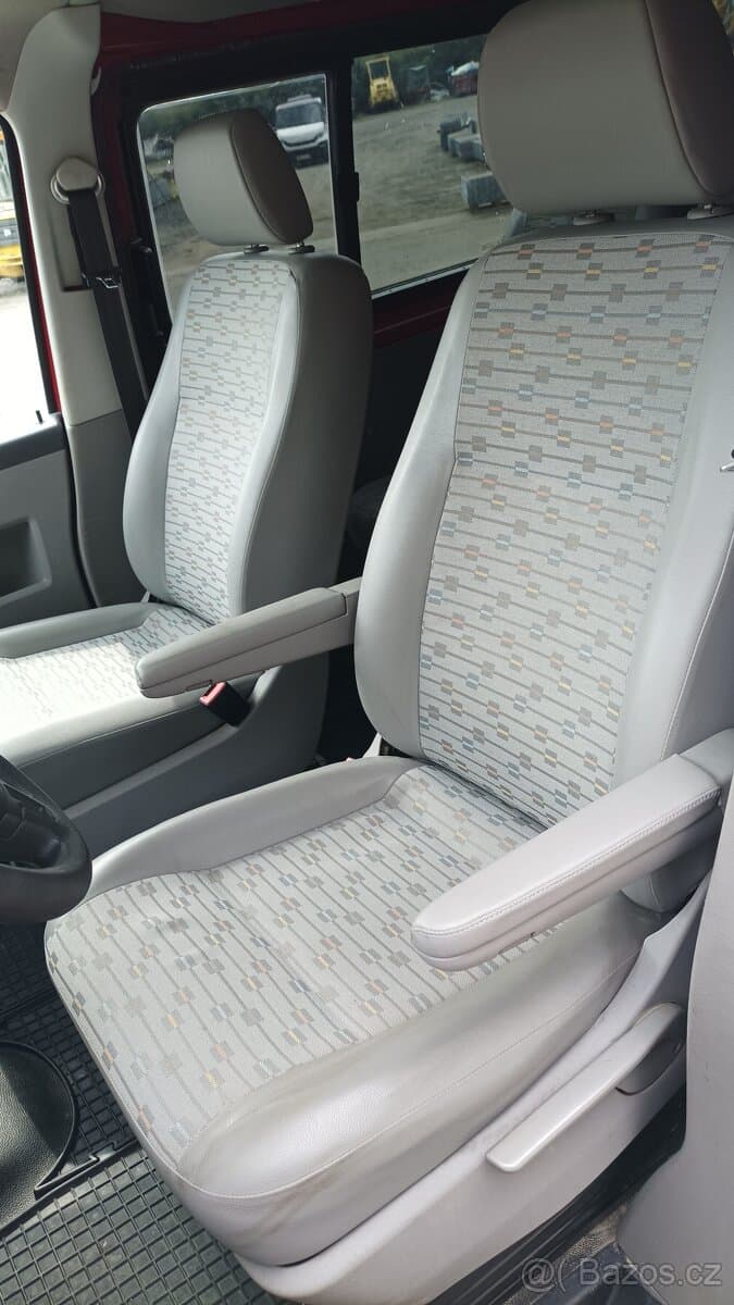 2010 Volkswagen TRANSPORTER - 6