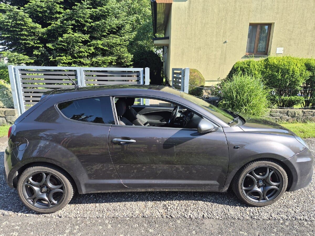2017 Alfa Romeo MITO - 6