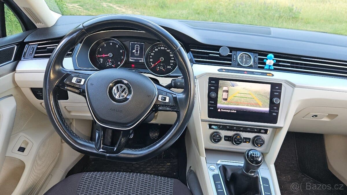 2018 Volkswagen PASSAT - 6