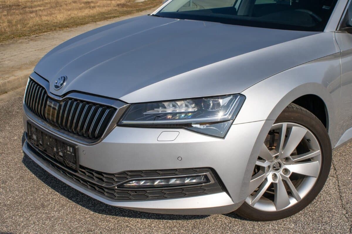 2020 Škoda SUPERB - 6