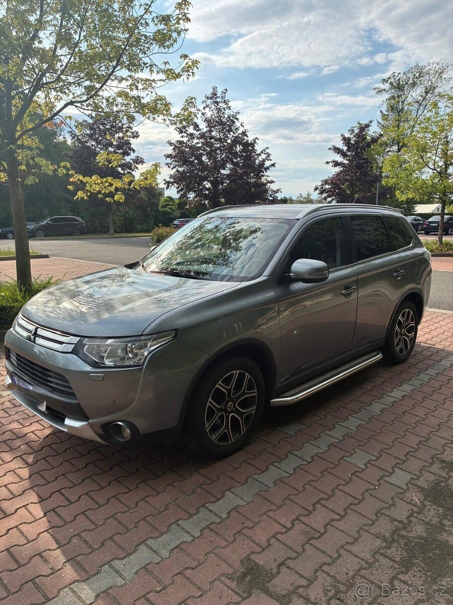 2014 Mitsubishi OUTLANDER - 6