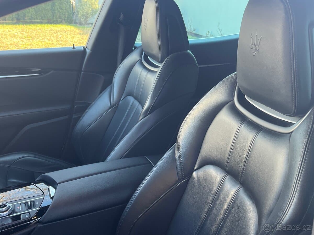 2017 Maserati LEVANTE - 6