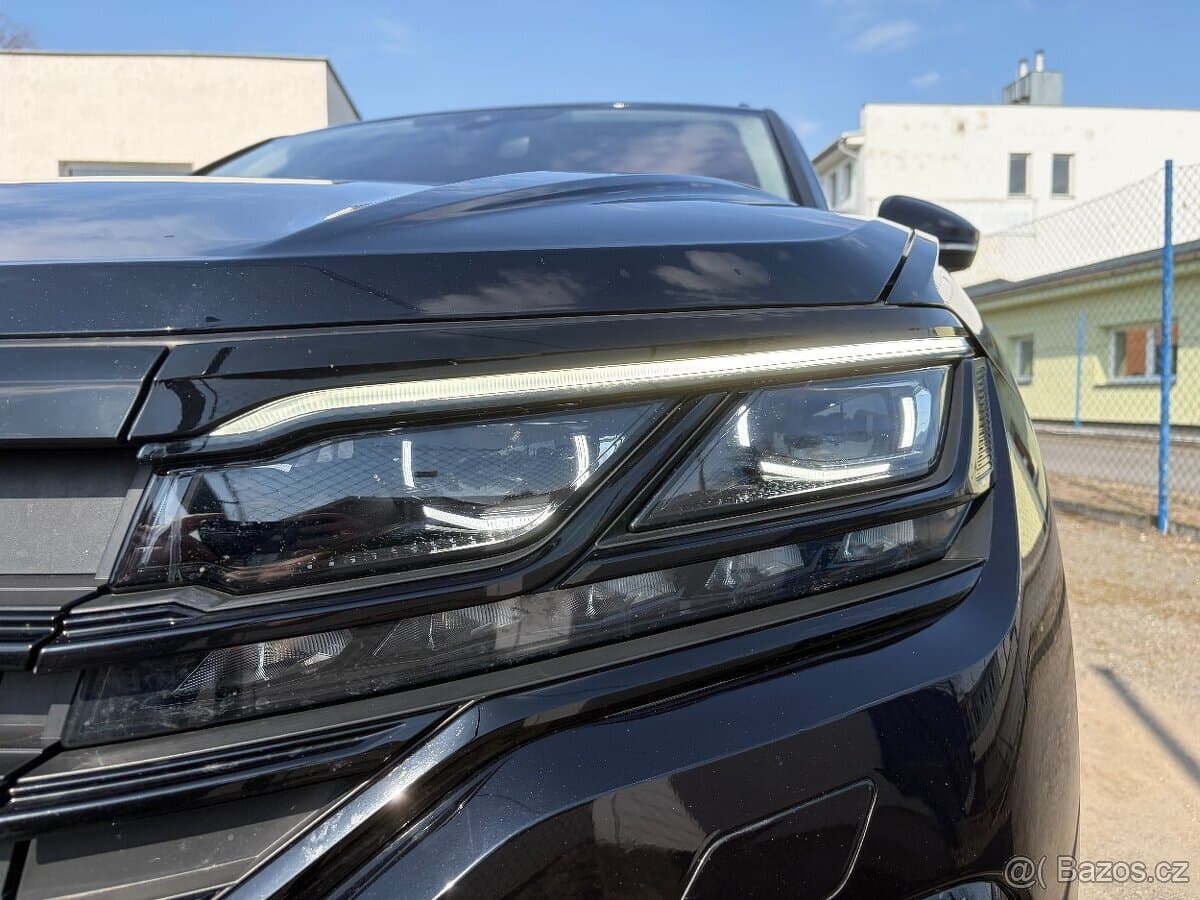 2022 Volkswagen TOUAREG - 6