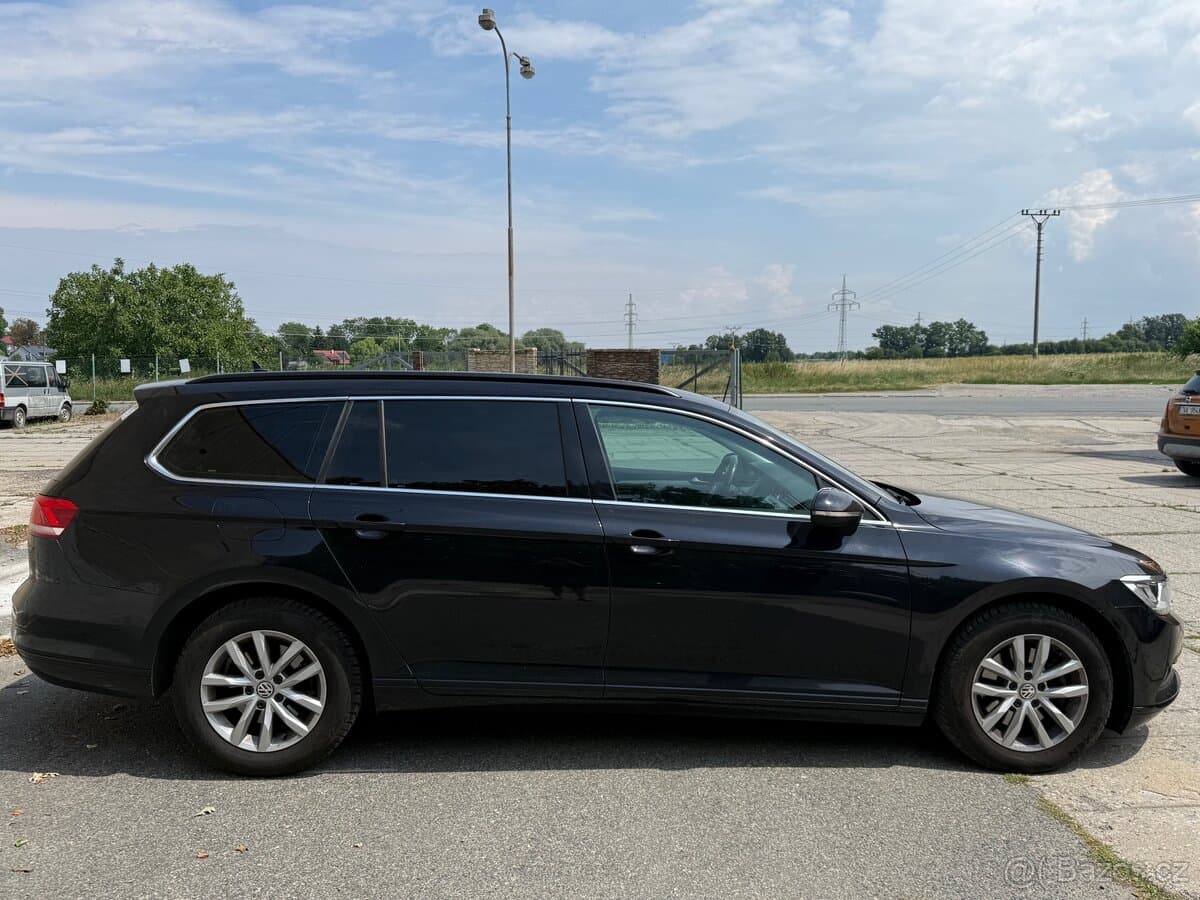 2018 Volkswagen PASSAT - 6