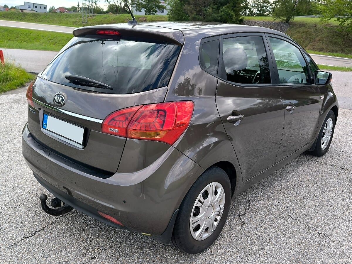 2017 Kia VENGA - 6