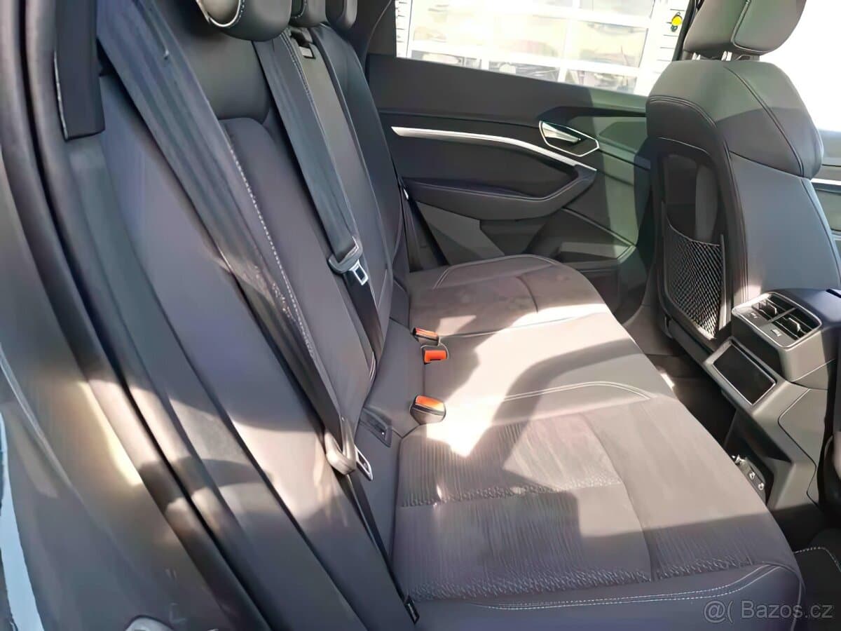 2023 Audi Q8 E-TRON - 6