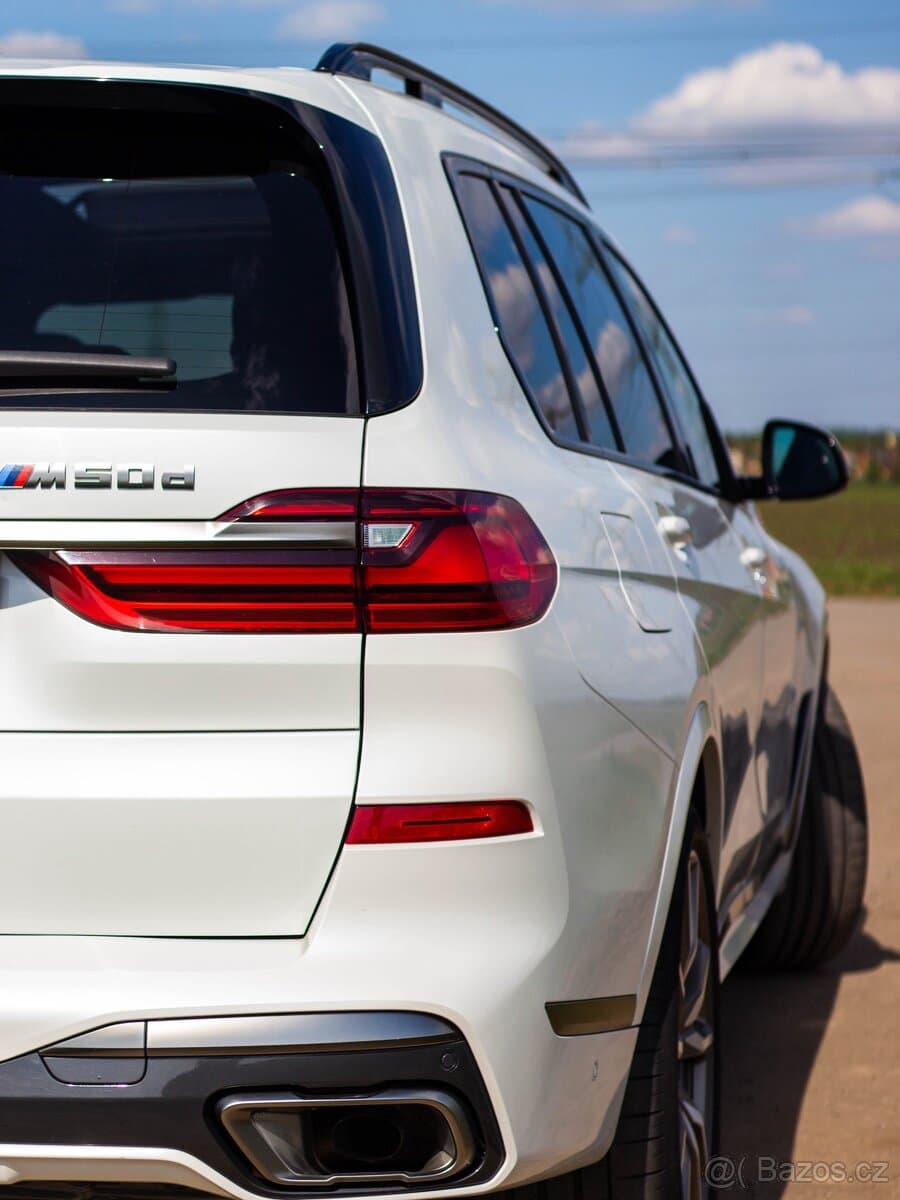 2020 BMW X7 - 6