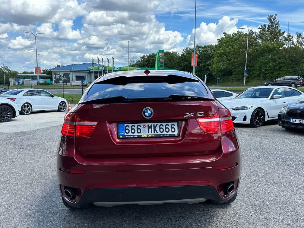 2010 BMW X6 - 6