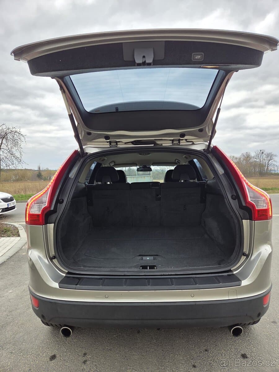 2010 Volvo XC60 - 6