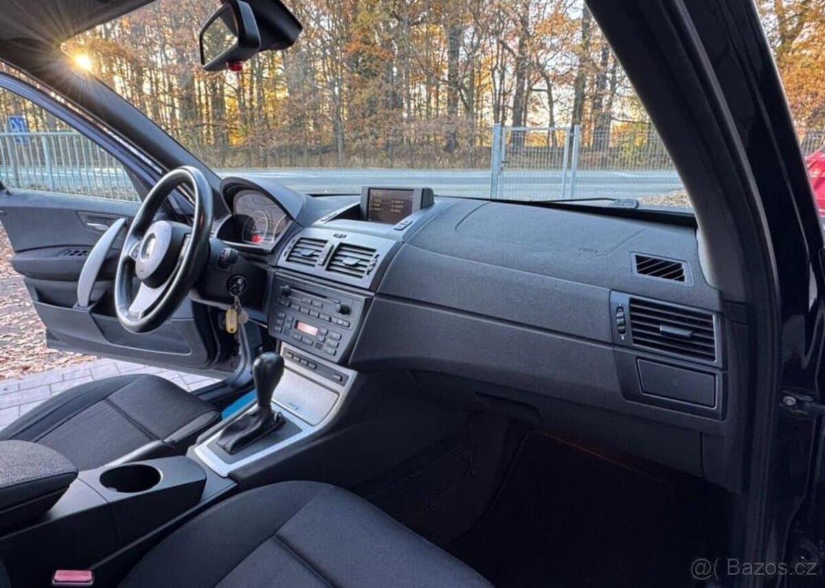2005 BMW X3 - 6