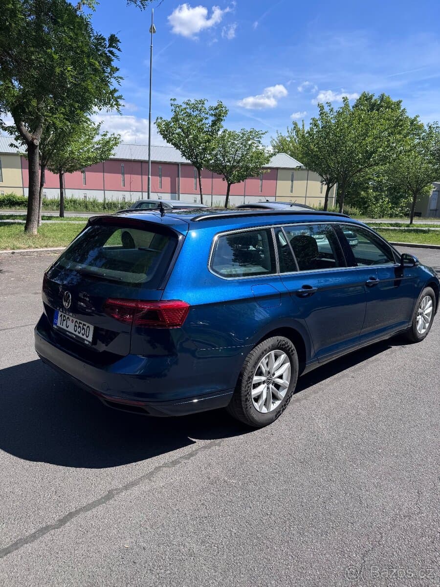 2020 Volkswagen PASSAT - 6