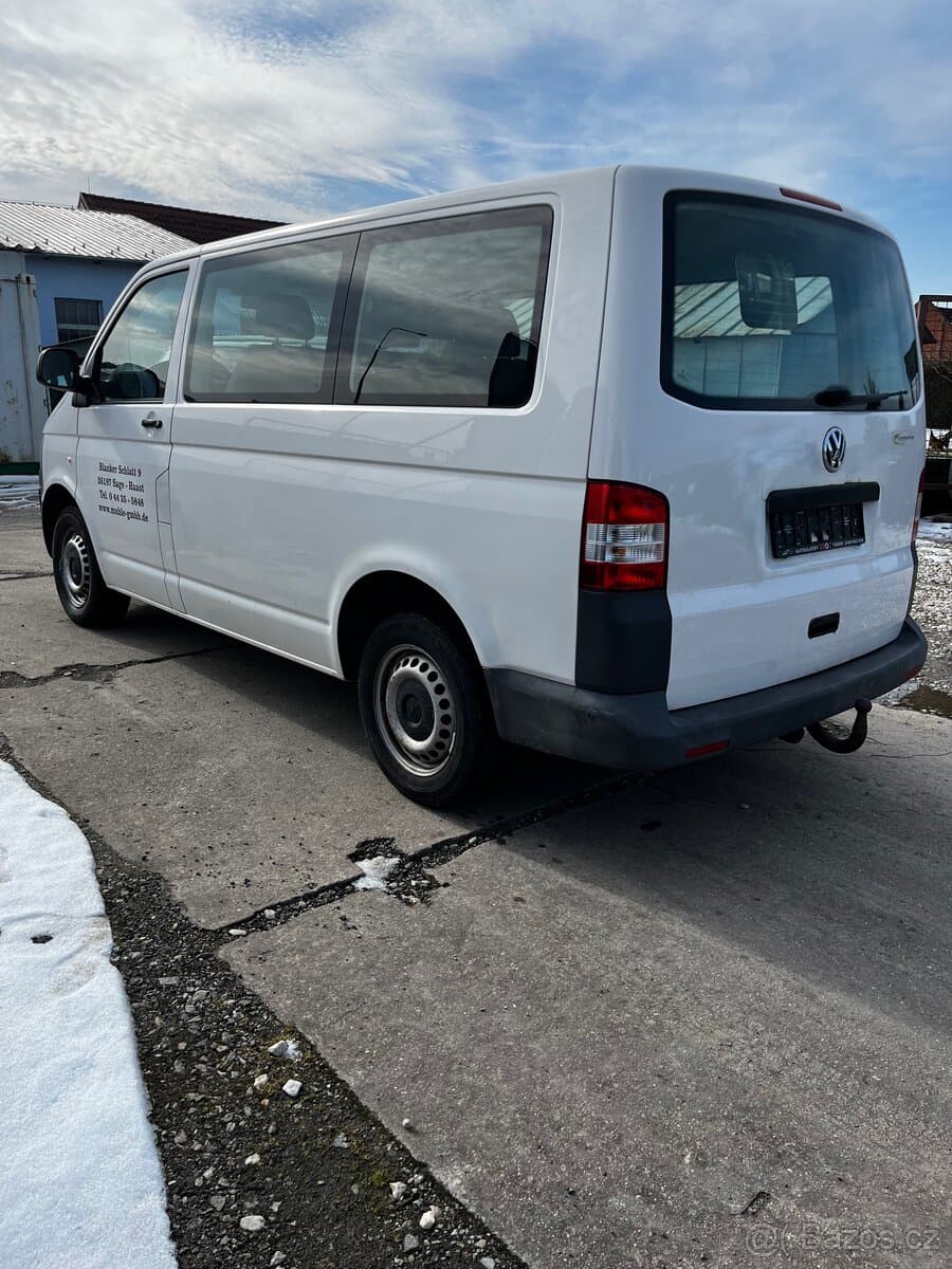 2011 Volkswagen TRANSPORTER - 6