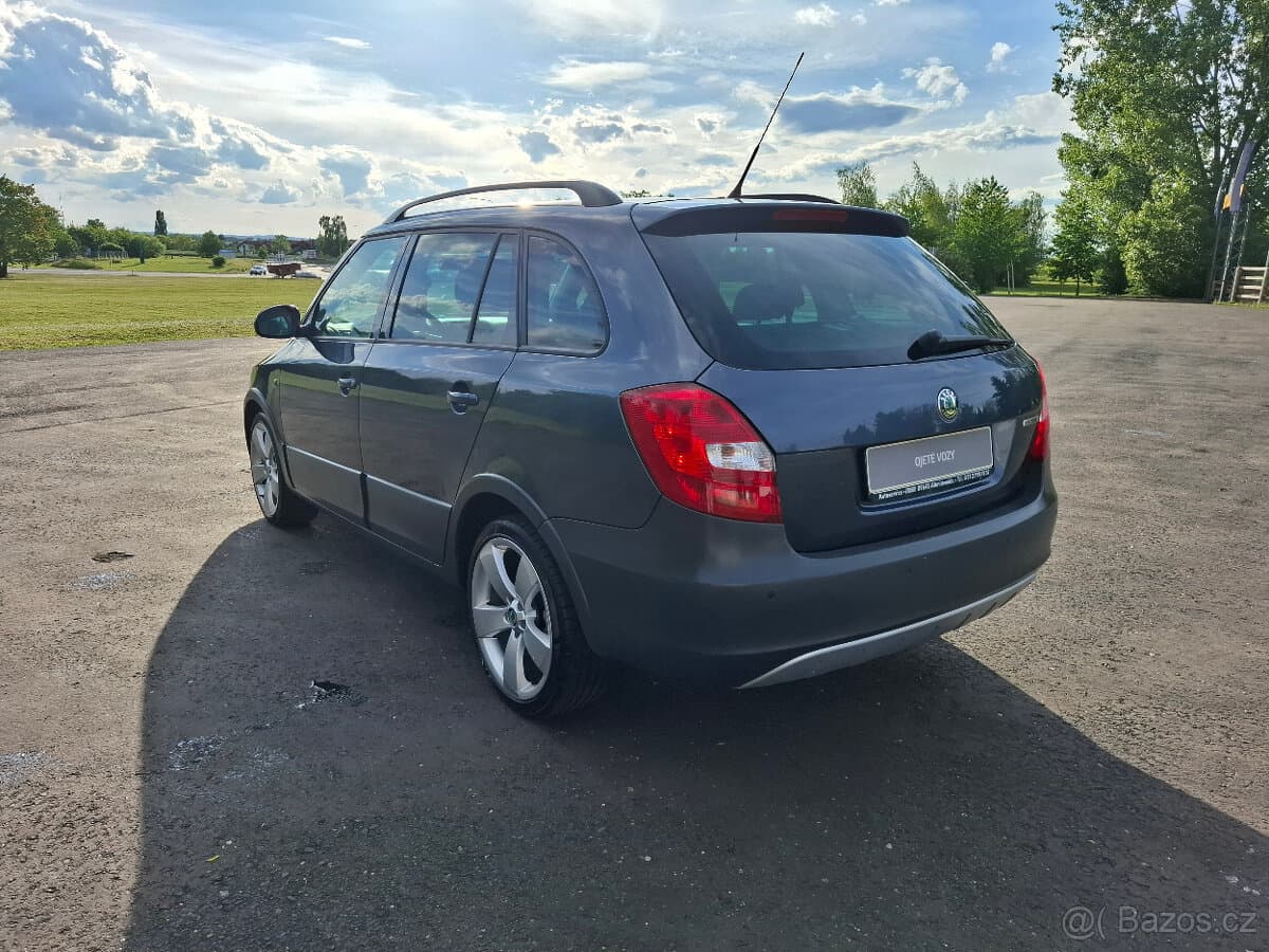 2010 Škoda FABIA - 6