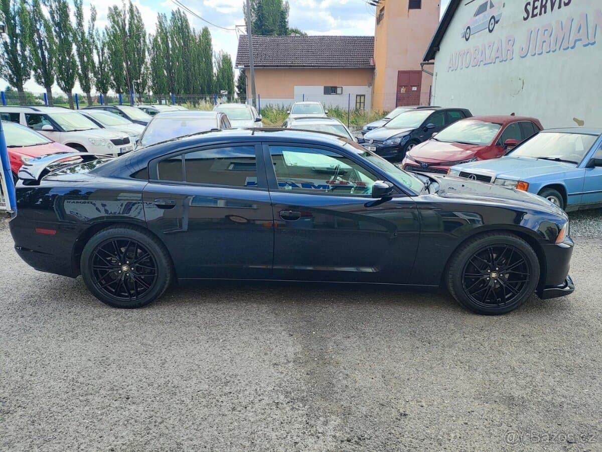 2013 Dodge CHARGER - 6