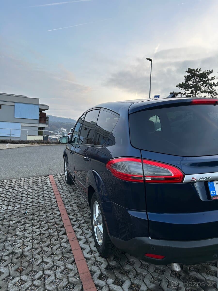 2010 Ford S-MAX - 6